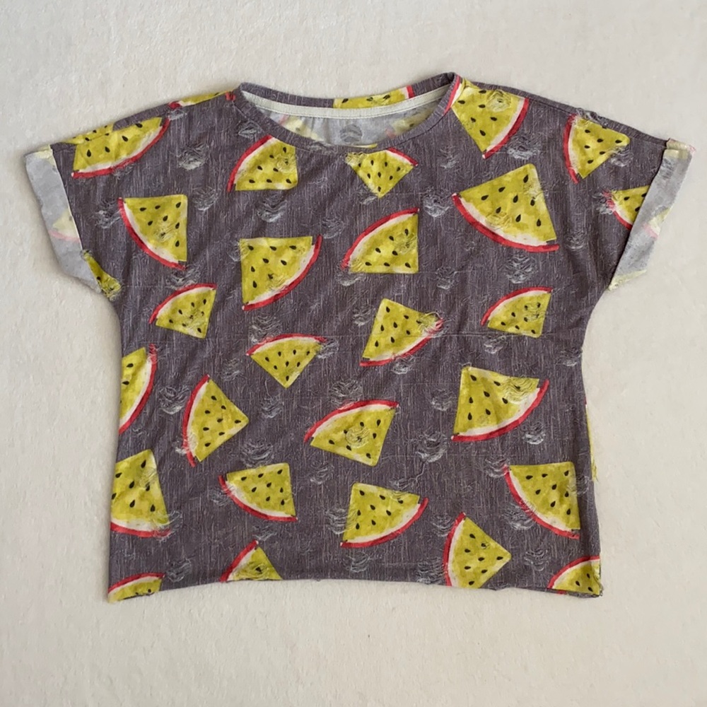 Watermelon Slices Fruit Print Distressed Short Cuffed Sleeve Top Gray/Yellow (S)